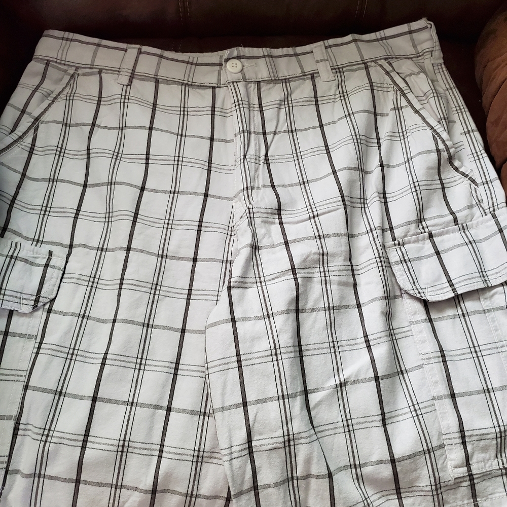 Nwt mens cargo shorts